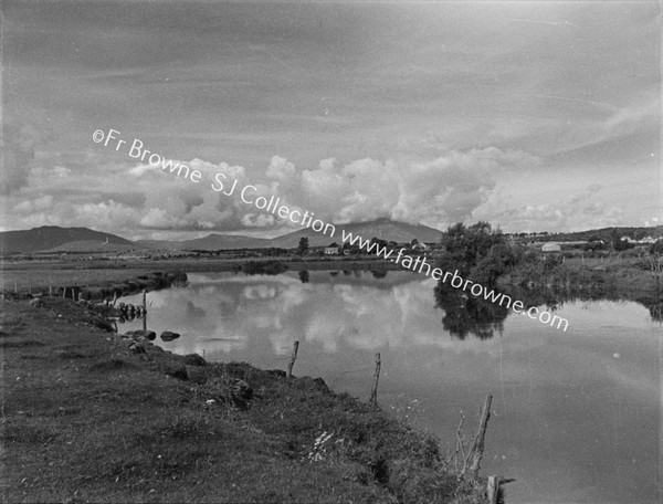 MIRROR OF THE MOY